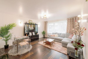 Home near Excel, Stratford and Canary Wharf